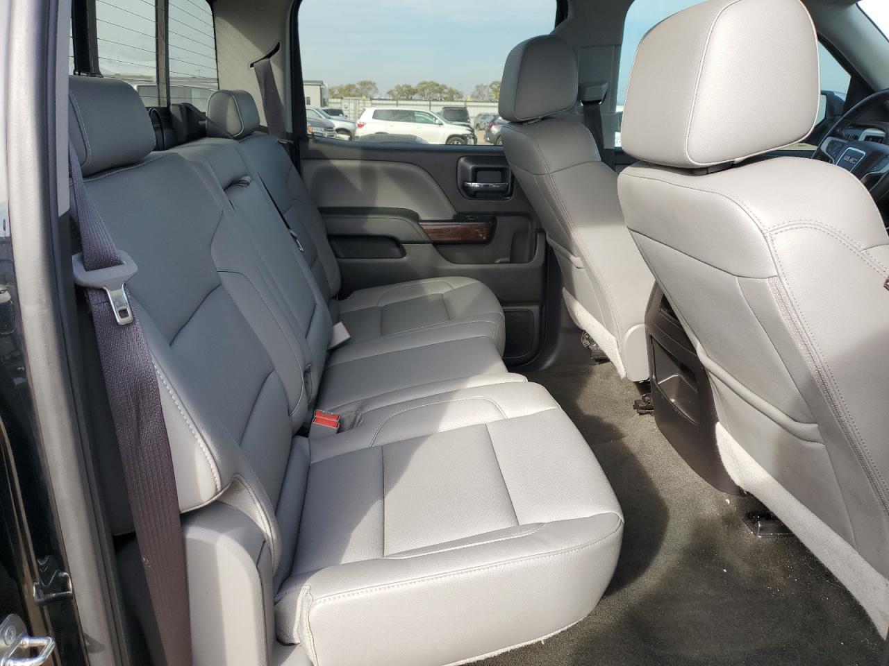 2017 GMC Sierra - Image 10