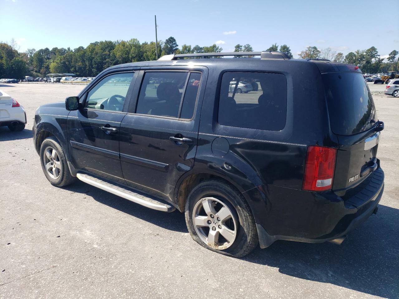 2010 Honda Pilot - Image 2
