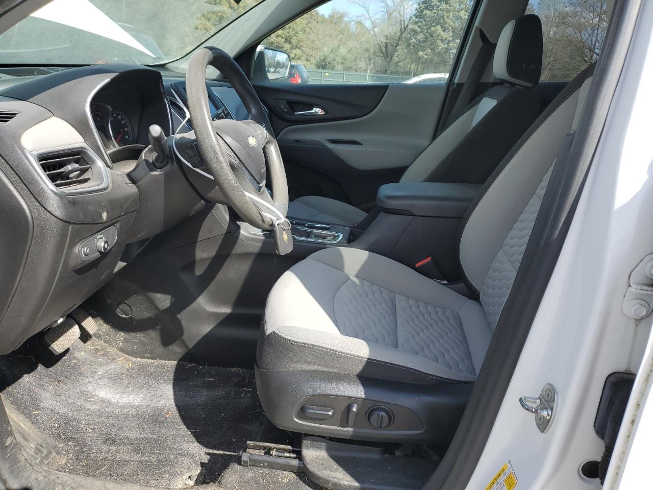 2020 Chevrolet Equinox - Image 7