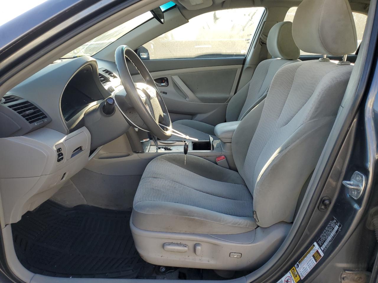 2011 Toyota Camry - Image 7