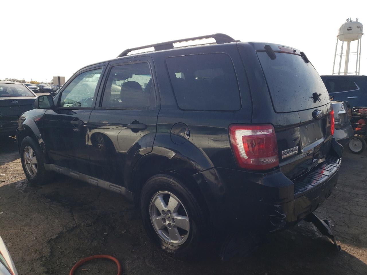 2010 Ford Escape - Image 2