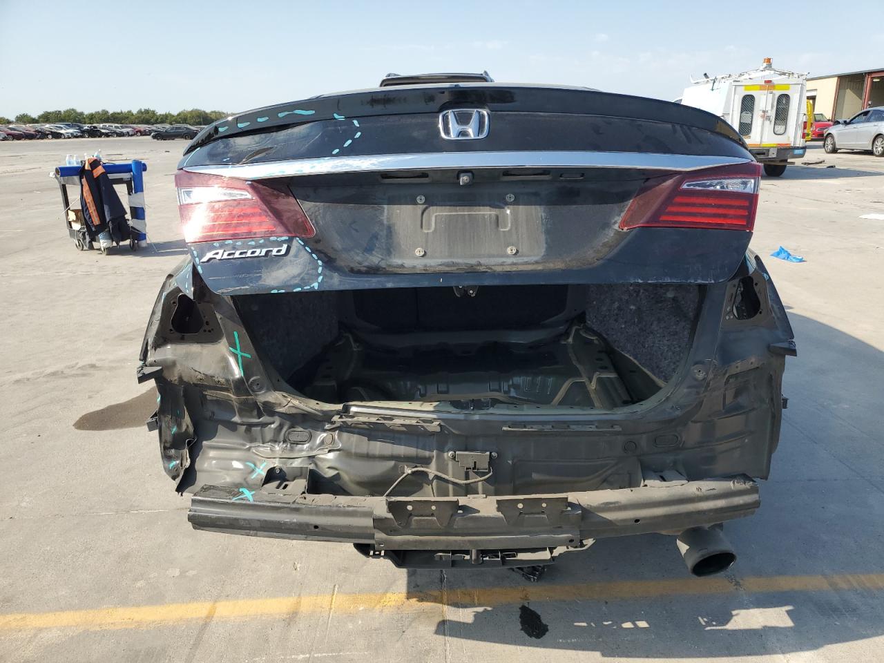 1HGCR2F84GA004859 2016 Honda Accord Exl