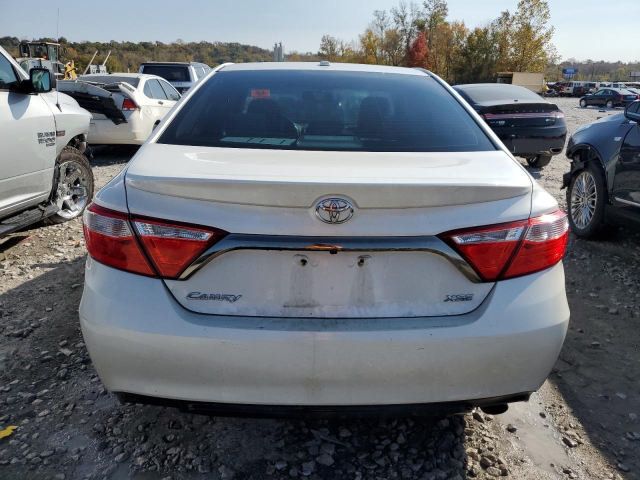 2015 Toyota Camry Le VIN: 4T1BF1FK4FU897410 Lot: 76474274