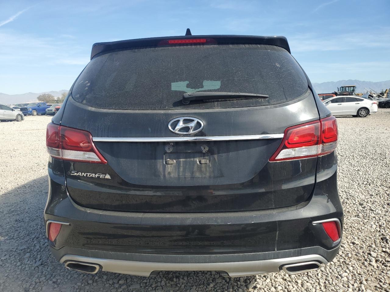 2017 Hyundai Santa Fe Se VIN: KM8SM4HF8HU172385 Lot: 78047514