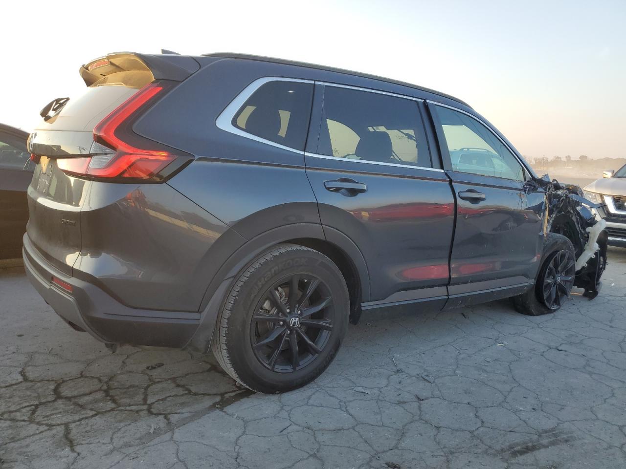2023 Honda CR-V - Image 3