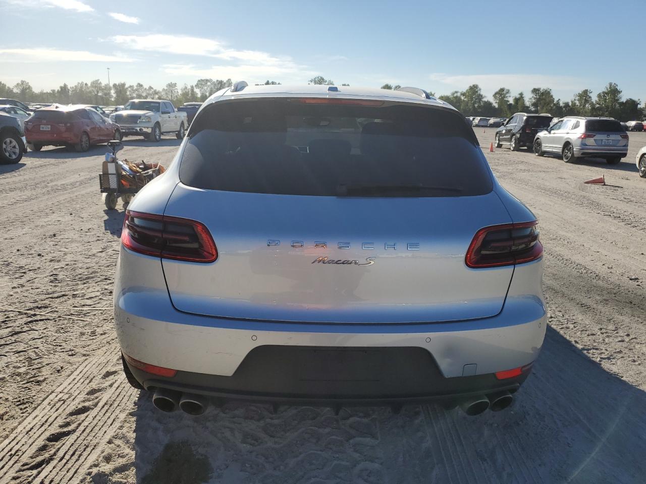 WP1AB2A50HLB14254 2017 Porsche Macan S