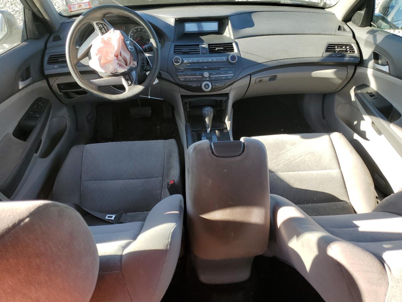 2010 Honda Accord - Image 8