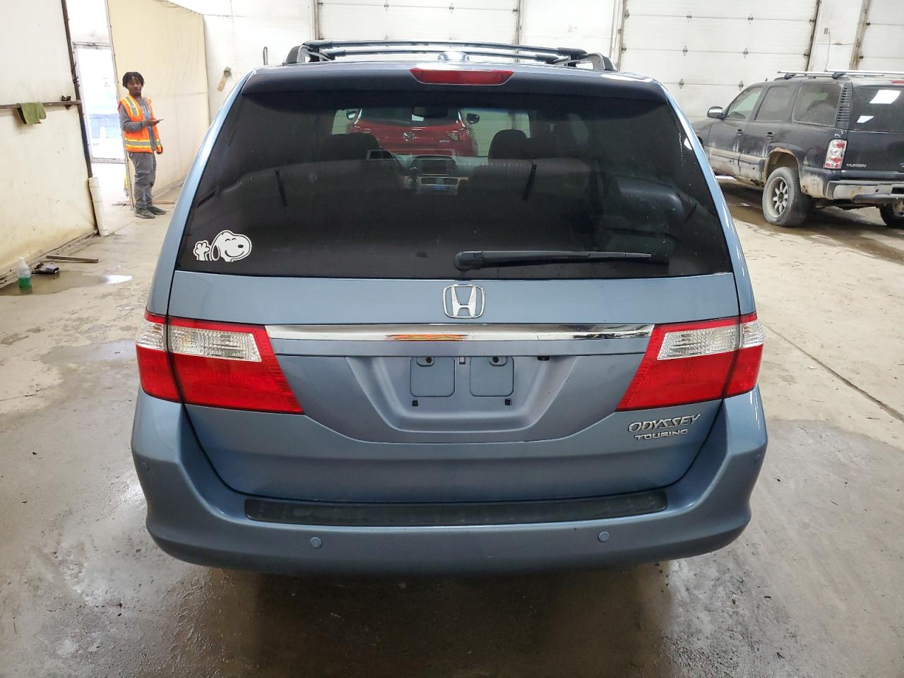 5FNRL38895B085052 2005 Honda Odyssey Touring