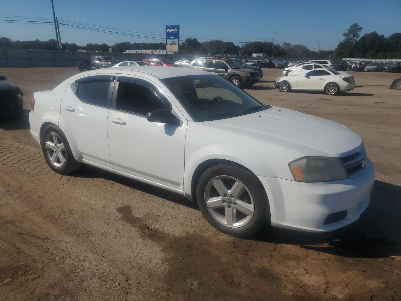 VIN 1C3CDZAB1DN649325 2013 DODGE AVENGER no.4