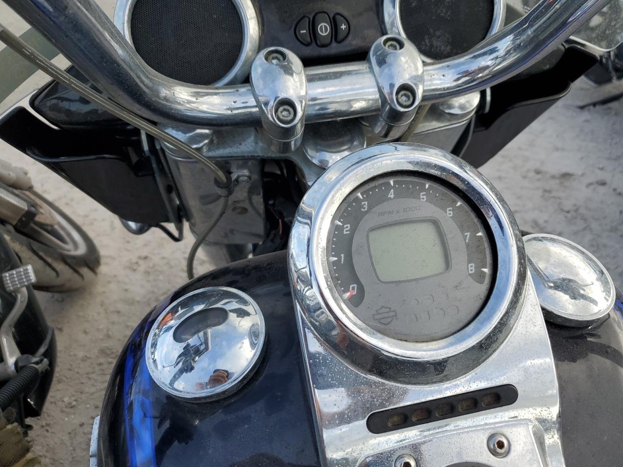 2012 Harley-Davidson Flstse3 Cvo Softail Convertible VIN: 1HD1PY91XCB953719 Lot: 75107294