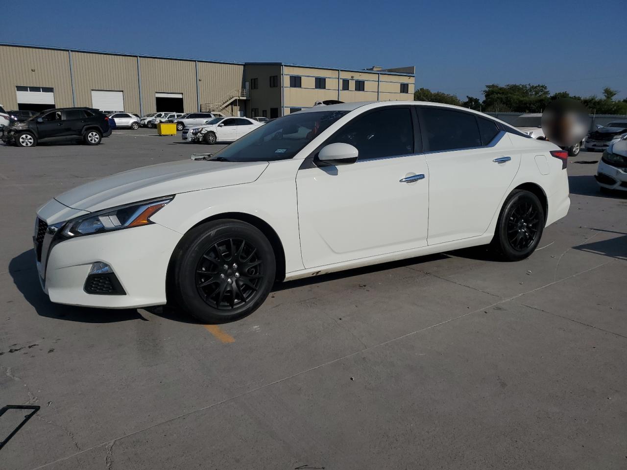 2021 Nissan Altima - Image 1