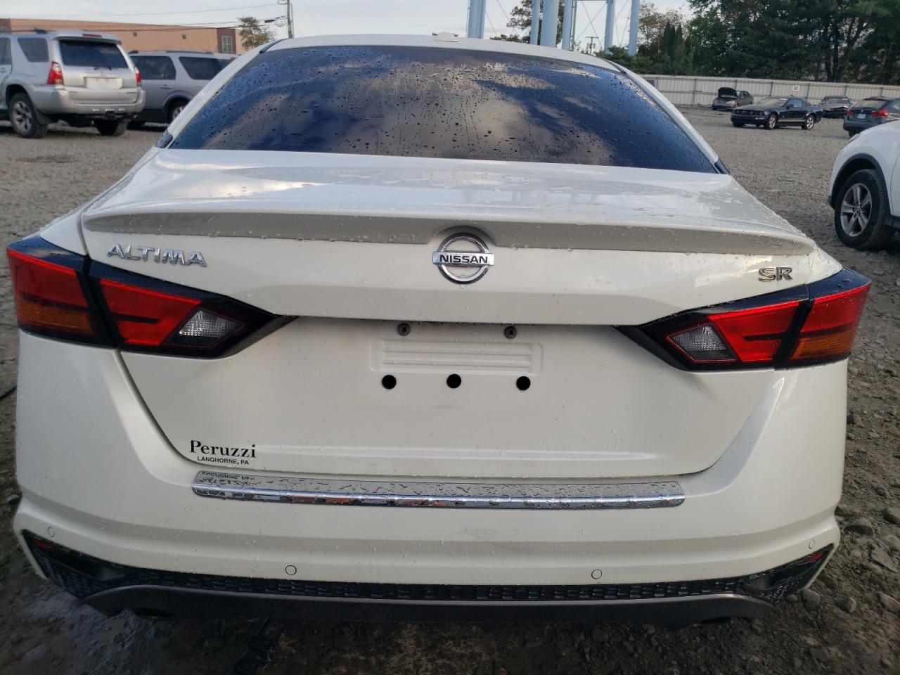 2021 Nissan Altima - Image 6
