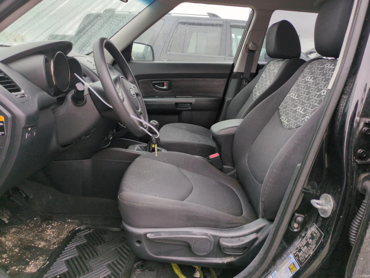 2010 Kia Soul + VIN: KNDJT2A29A7110867 Lot: 75116944