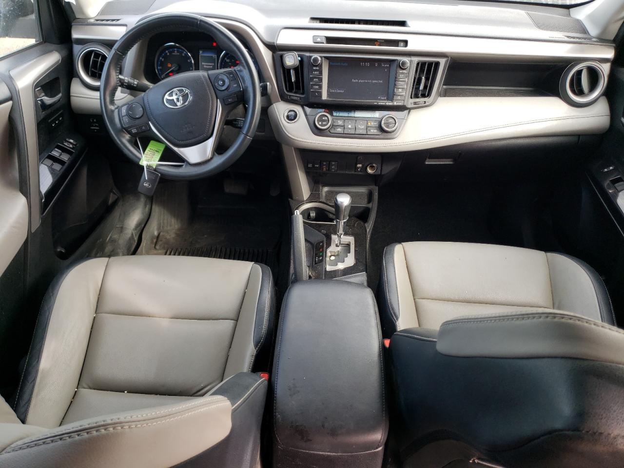 2016 Toyota RAV 4 - Image 8