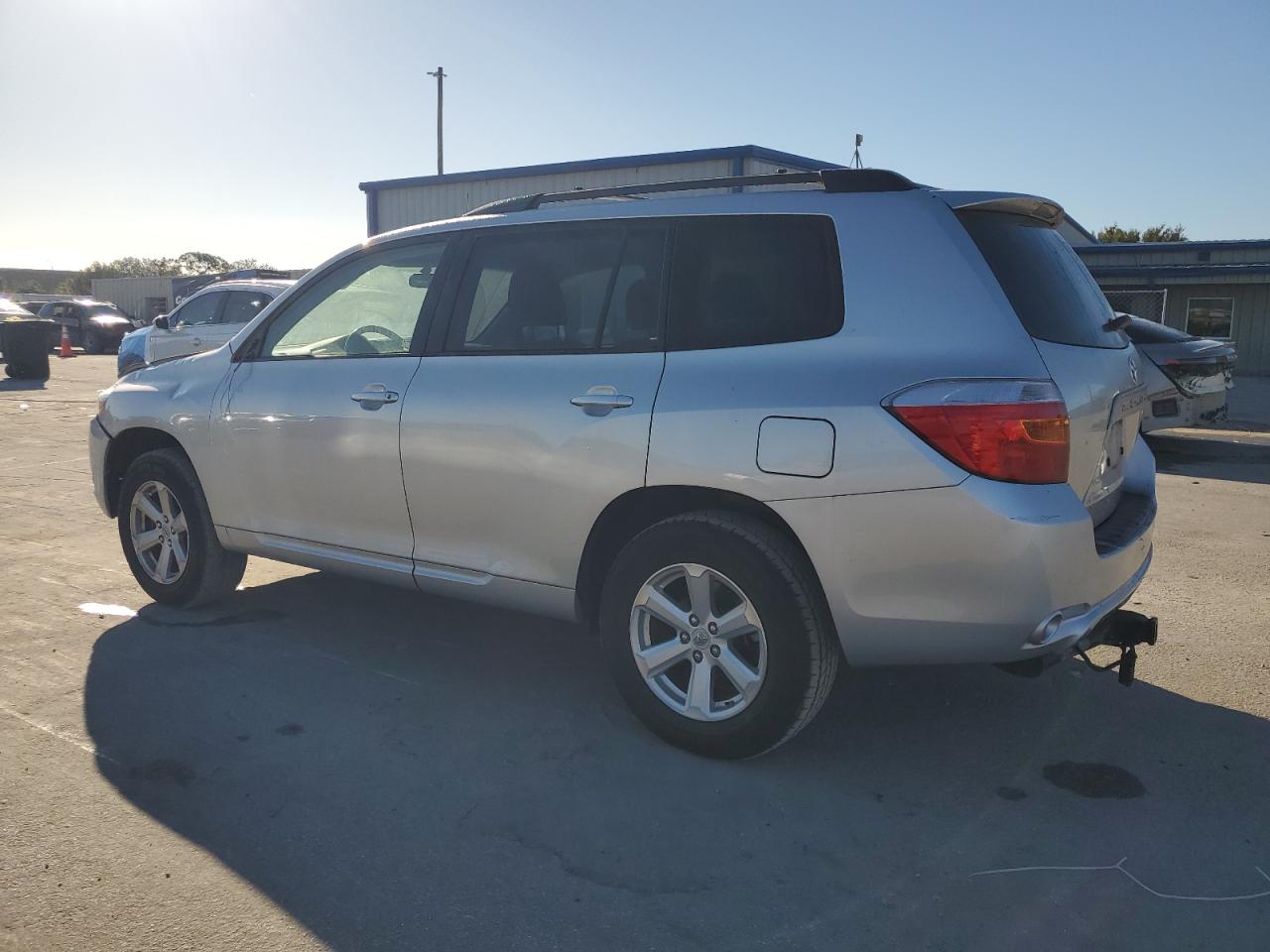 2010 Toyota Highlander VIN: JTEZK3EH2A2106341 Lot: 77740344