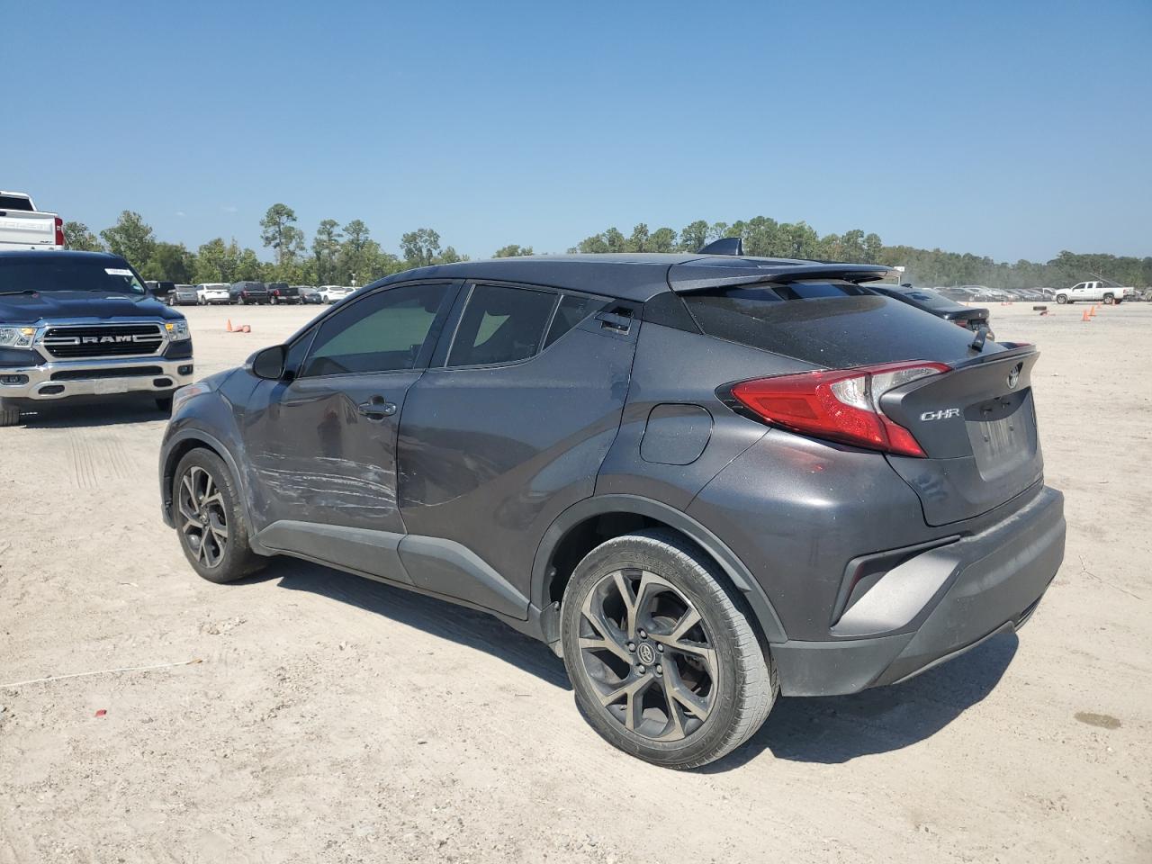 JTNKHMBX3K1037152 2019 Toyota C-Hr Xle