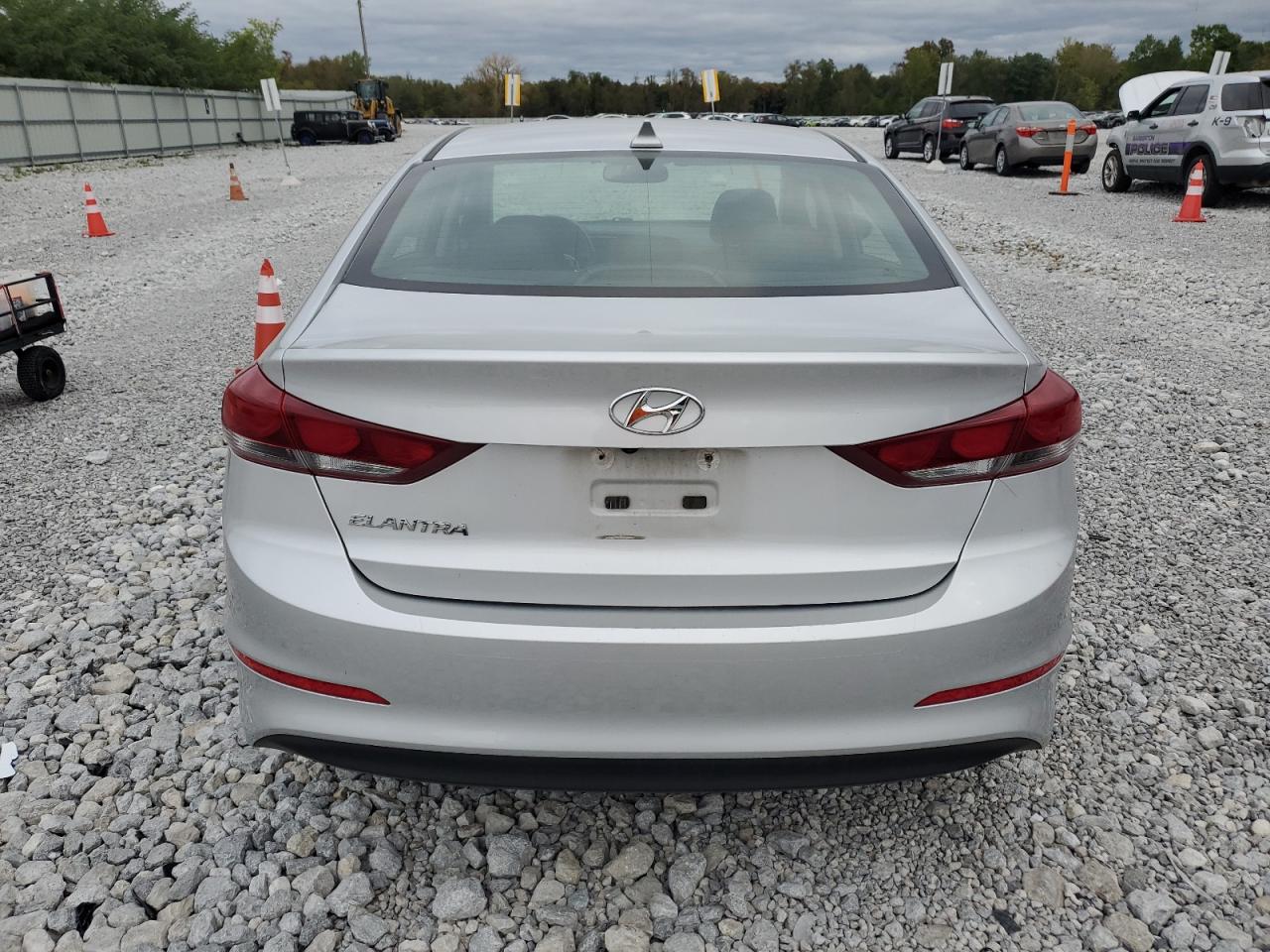 5NPD84LF1JH395814 2018 Hyundai Elantra Sel