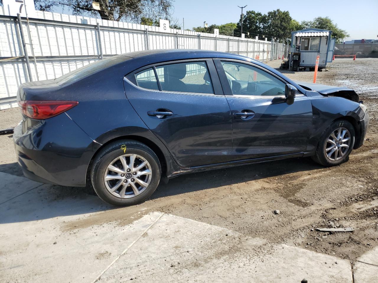 2016 Mazda 3 - Image 3