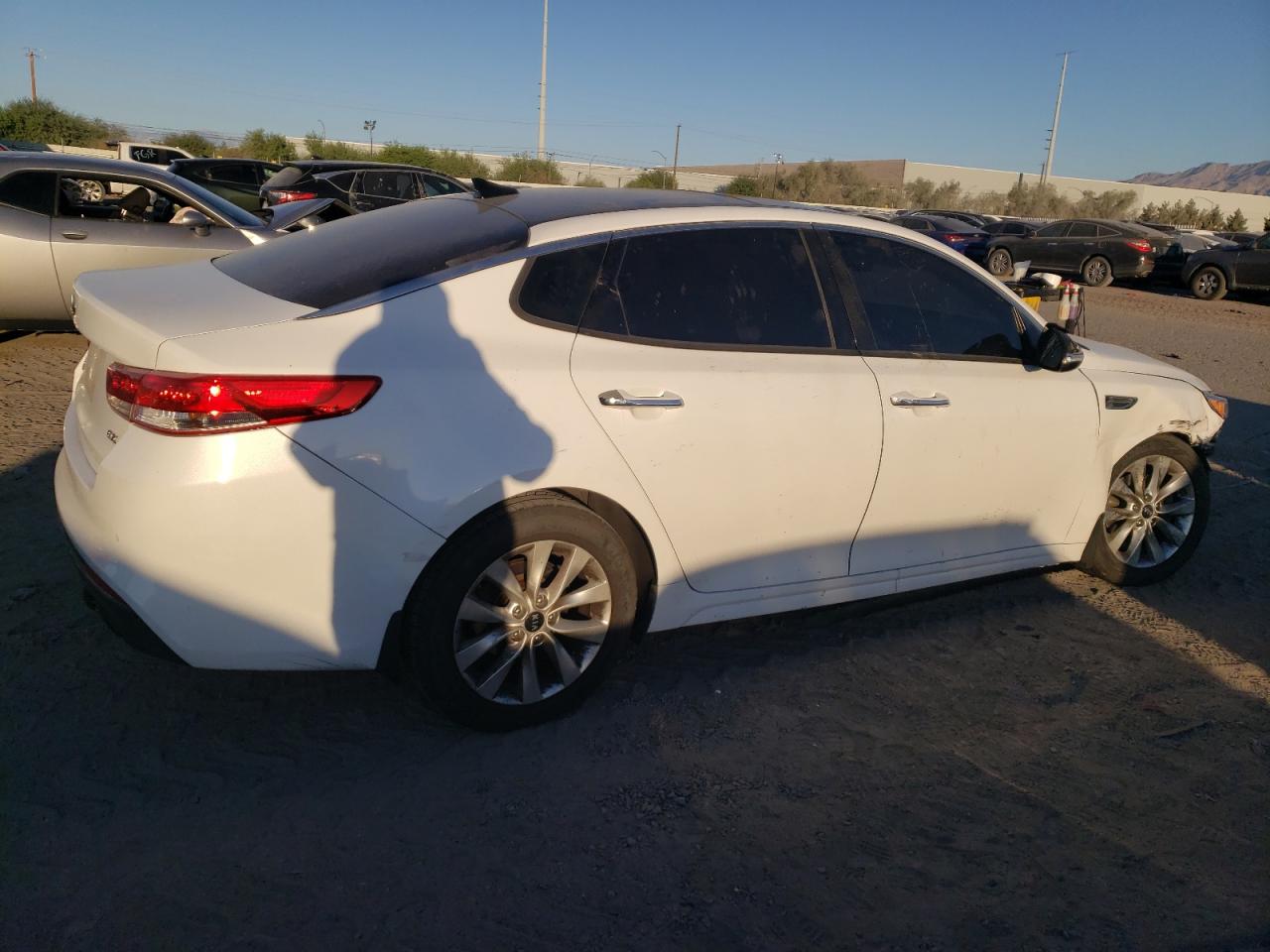 2016 Kia Optima - Image 3