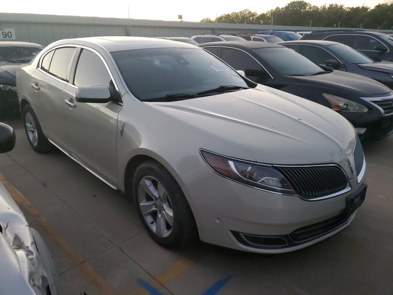 VIN 1LNHL9FT9GG603154 2016 LINCOLN MKS no.4