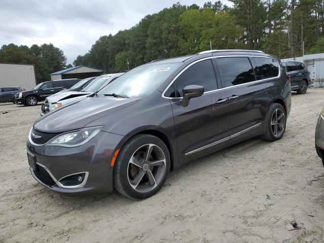 2017 Chrysler Pacifica Touring L Plus