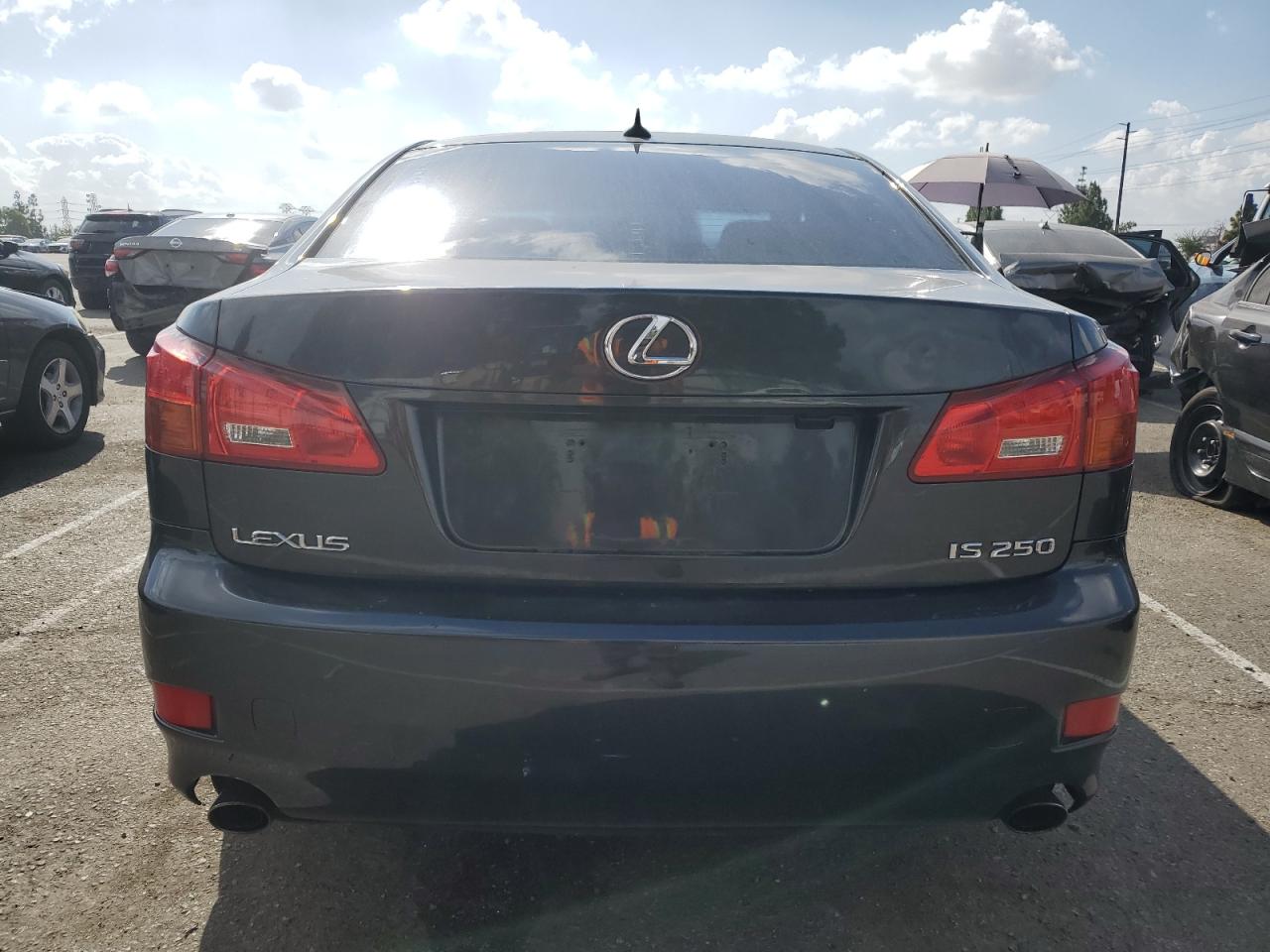 2007 Lexus IS - Image 6