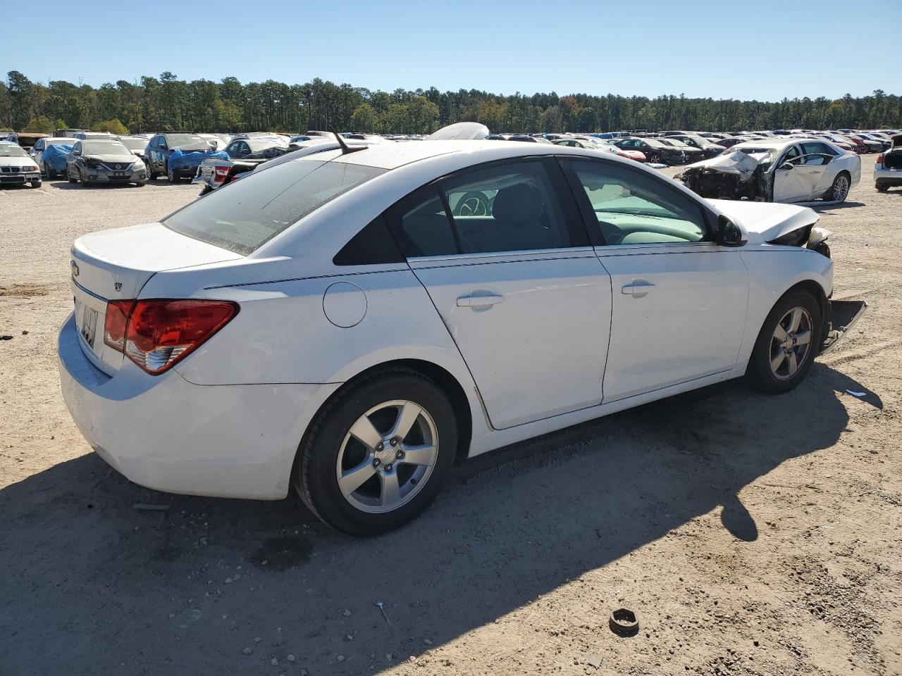 2014 Chevrolet Cruze - Image 3