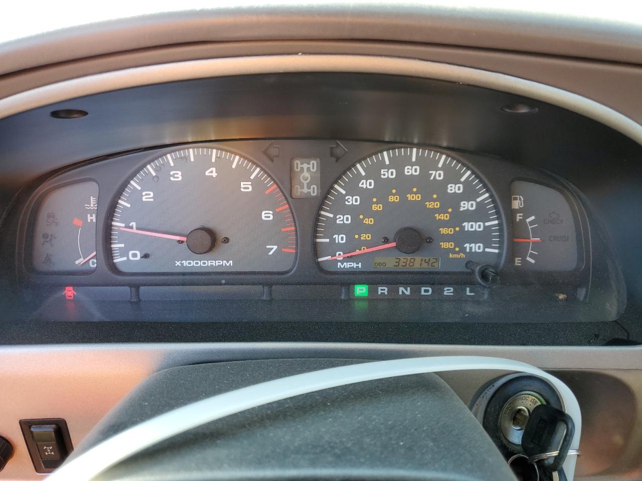 2001 Toyota 4Runner - Image 9