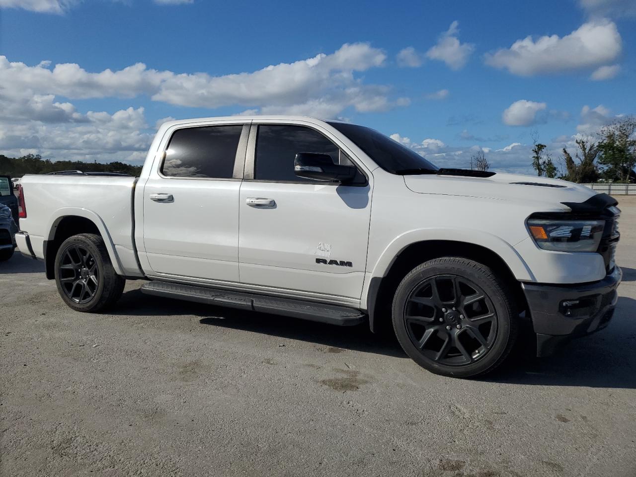 2022 RAM 1500 - Image 4