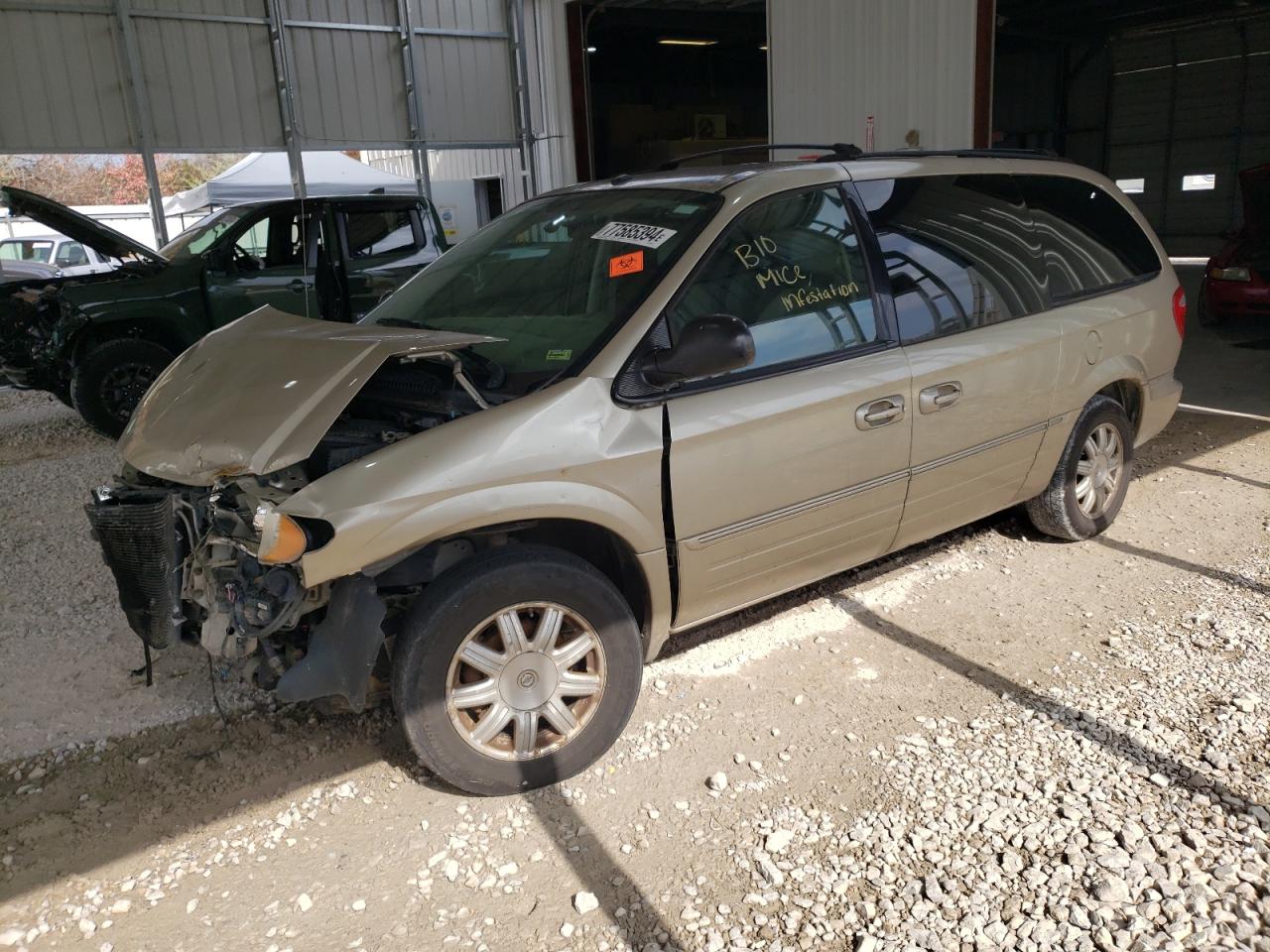 2007 Chrysler Town & Country Touring de vânzare în Rogersville, MO - Front End