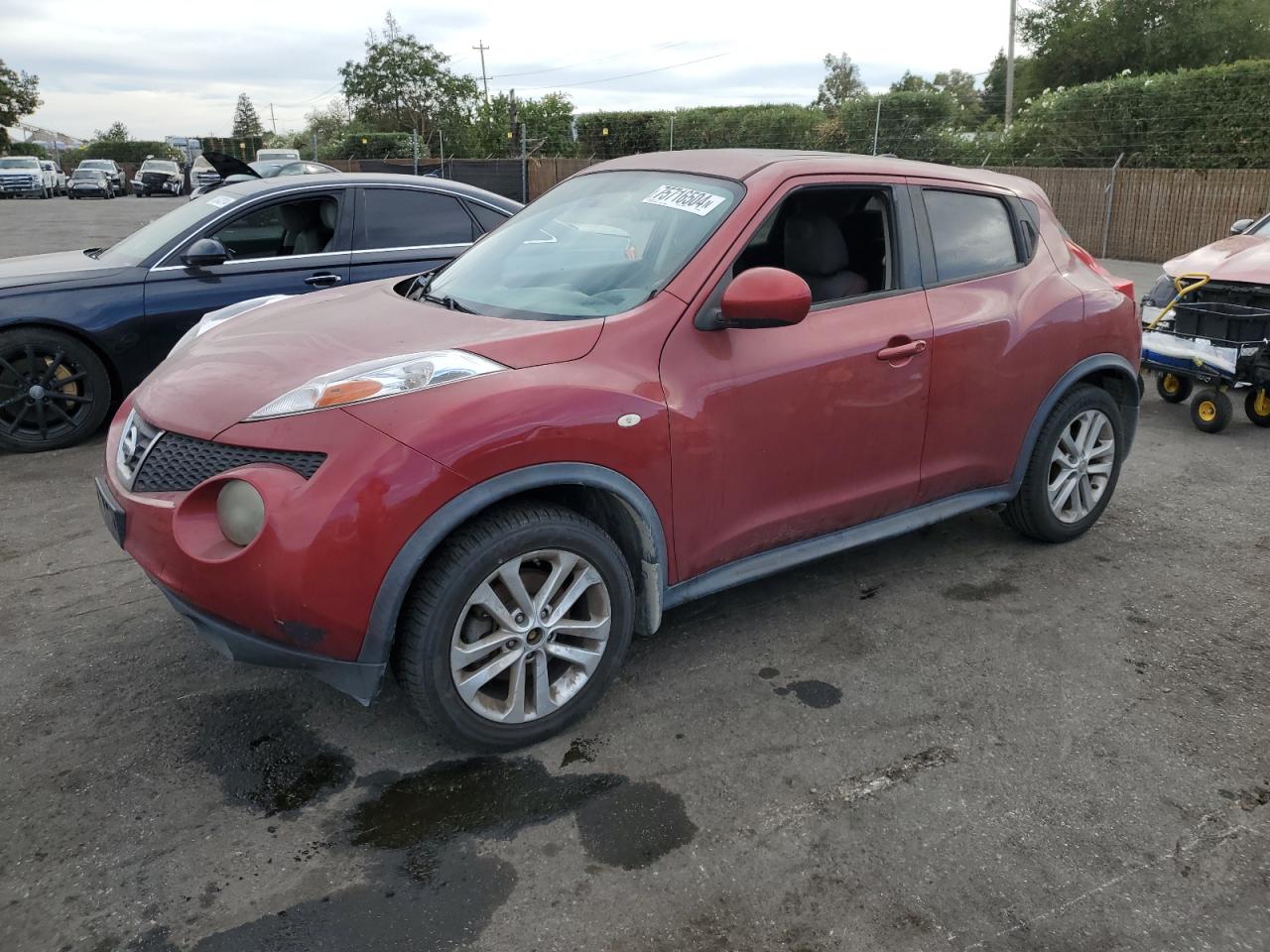 2011 Nissan Juke S продається в San Martin, CA - Side
