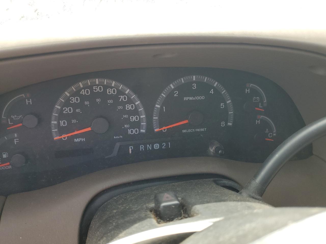 1999 Ford F150 VIN: 1FTRX18L9XNB93317 Lot: 74924964