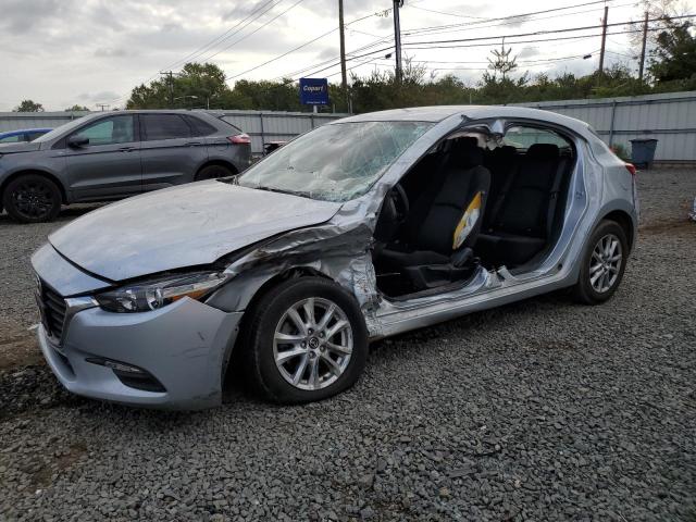  MAZDA 3 2018 Srebrny