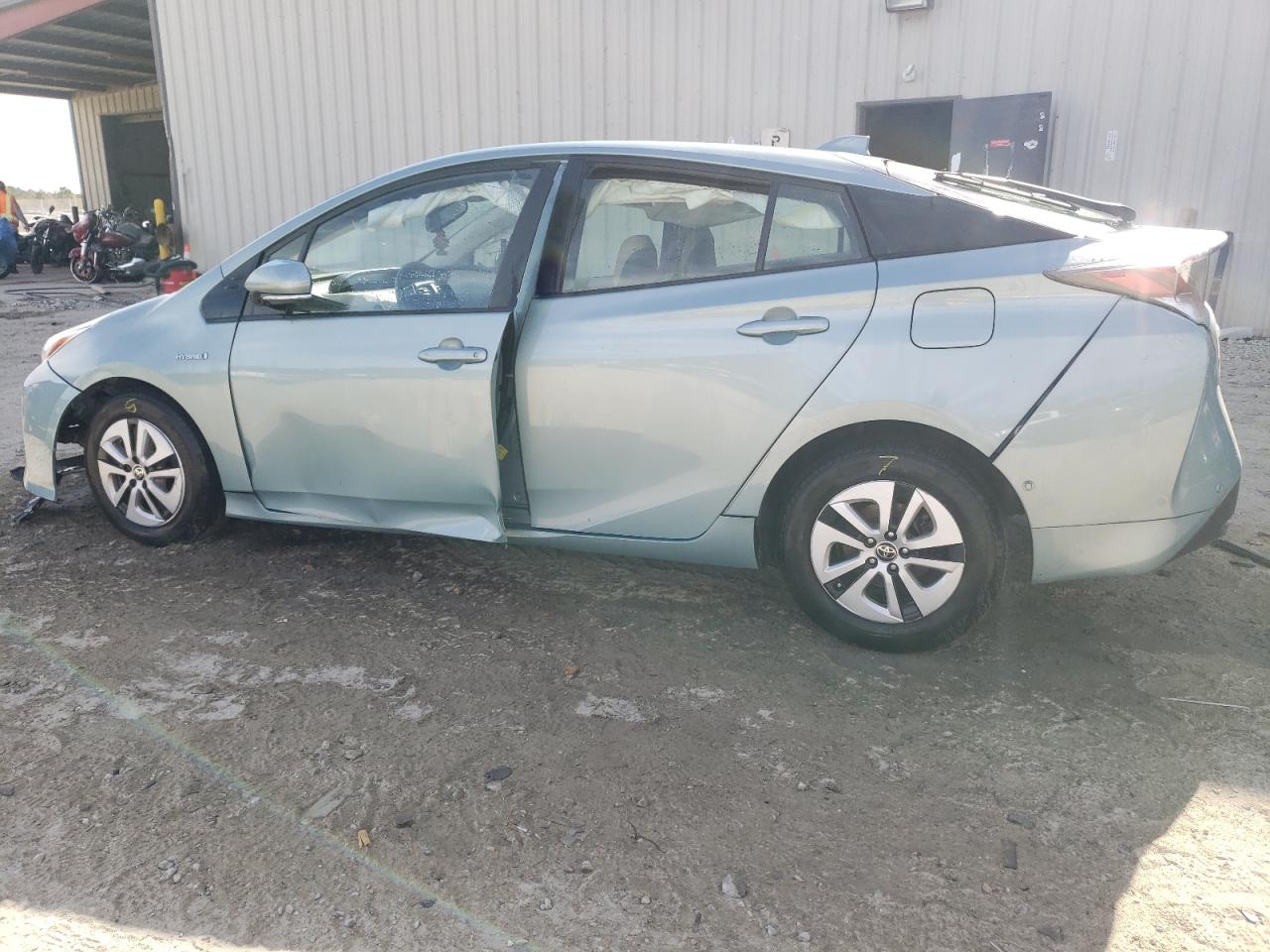 VIN JTDKARFU4H3047742 2017 TOYOTA PRIUS no.2