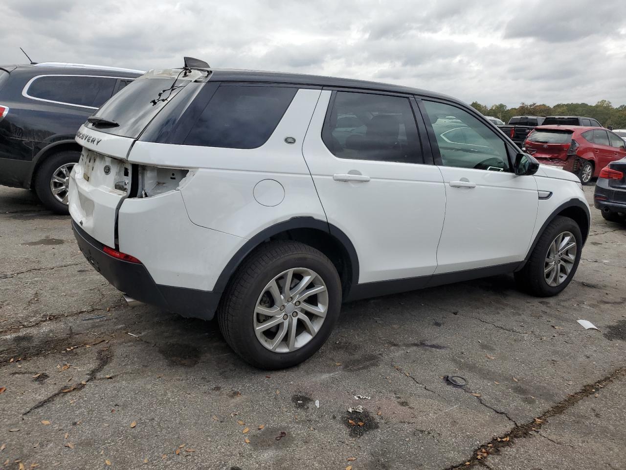 VIN SALCR2RX8JH755228 2018 LAND ROVER DISCOVERY no.3