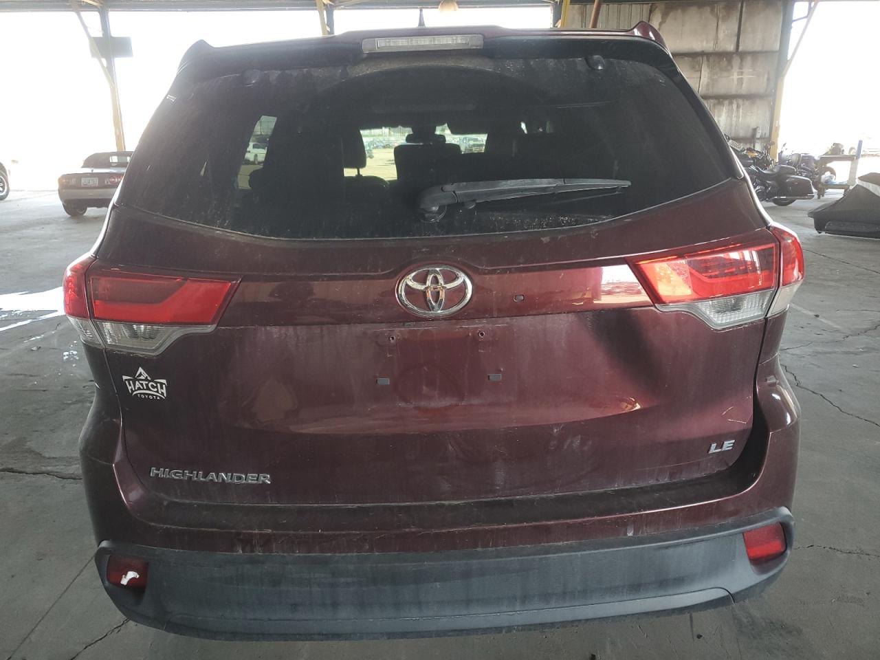 2018 Toyota Highlander Le VIN: 5TDZZRFH9JS275508 Lot: 74927764