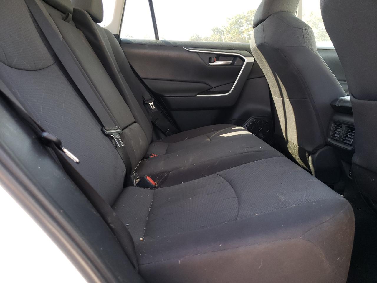 2019 Toyota RAV 4 - Image 11