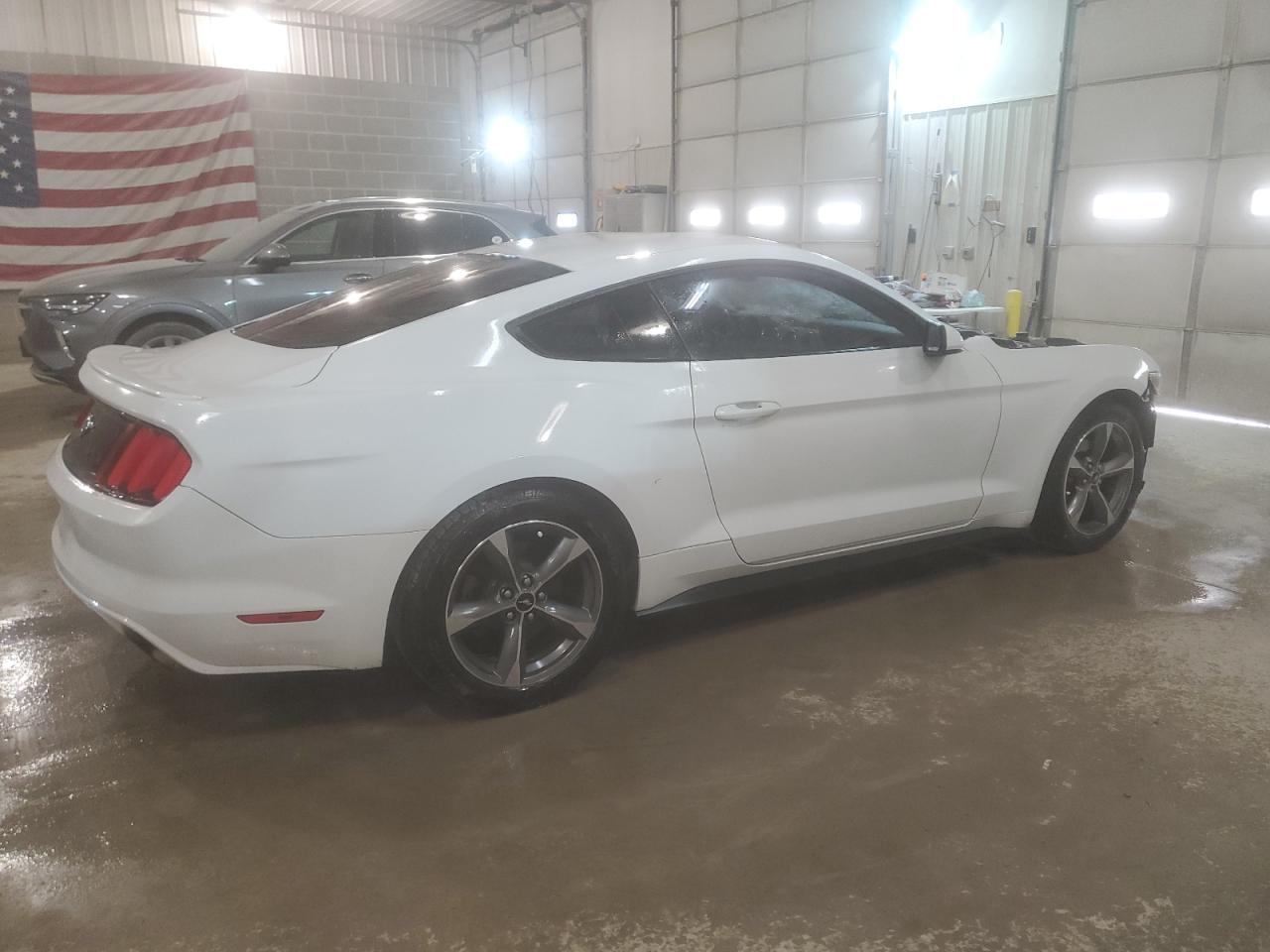 2015 Ford Mustang - Image 3
