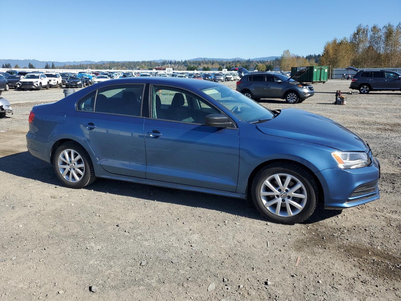 2015 Volkswagen Jetta - Image 4