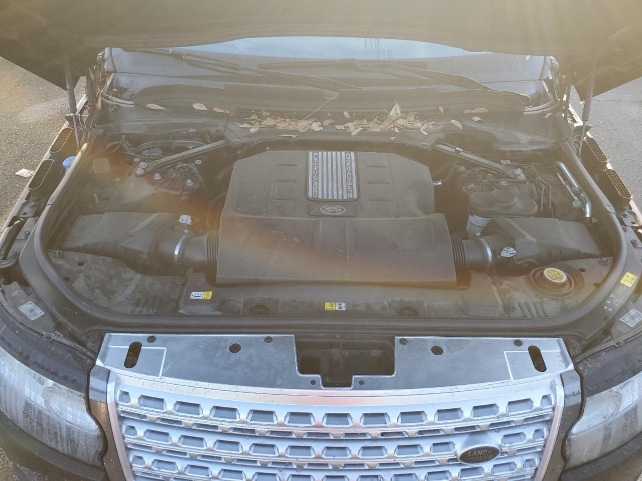 2017 Land Rover Range Rover Supercharged VIN: SALGS5FE3HA327290 Lot: 73703564