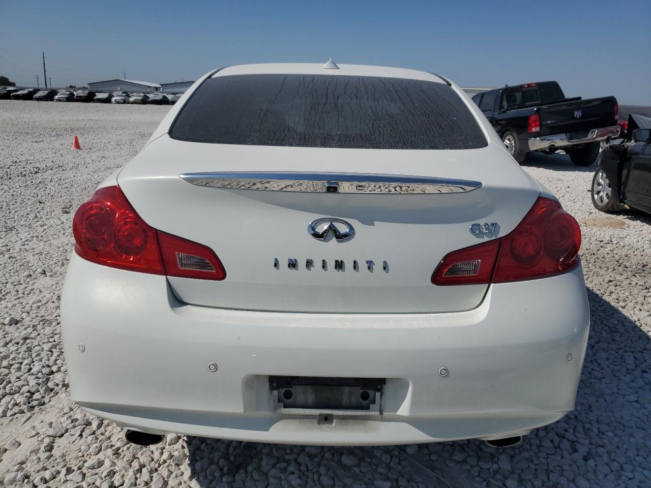 2012 Infiniti G - Image 6