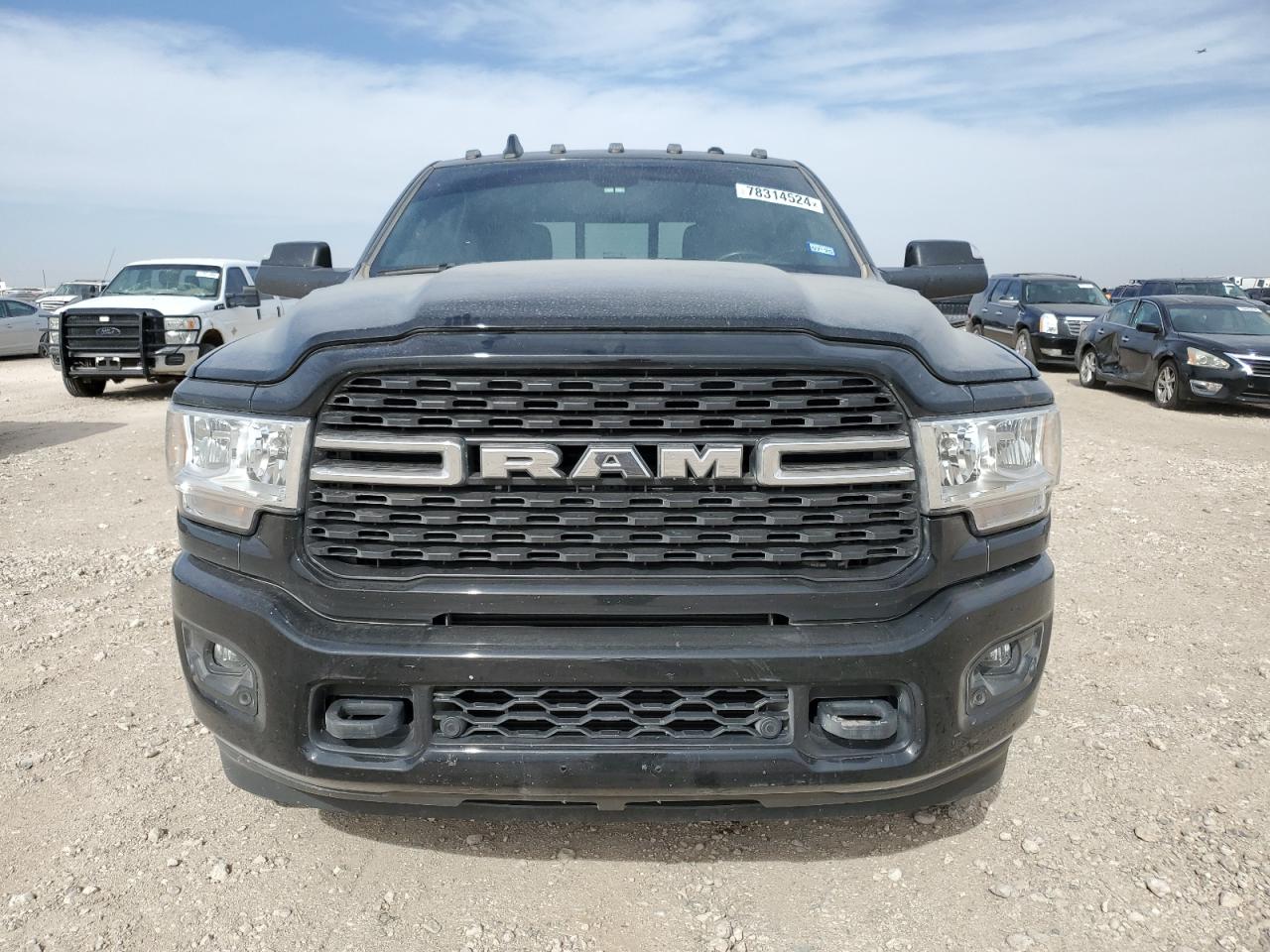 2022 RAM 2500 - Image 5