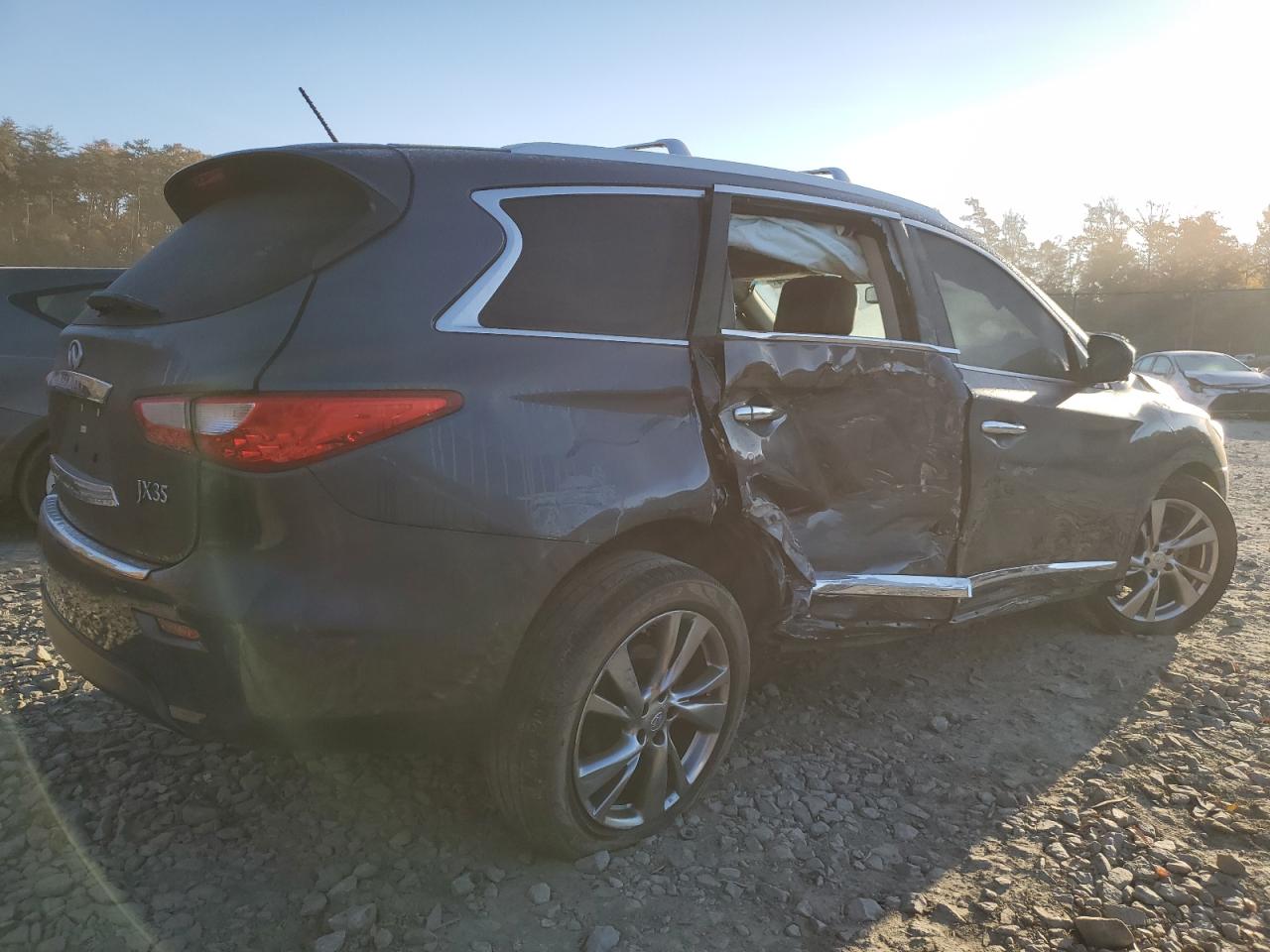 2013 Infiniti JX - Image 3