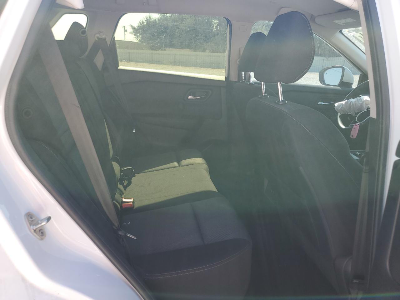 2024 Nissan Rogue - Image 11