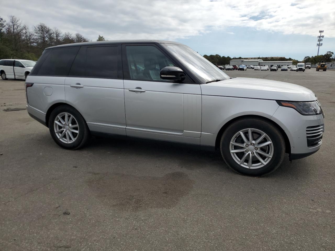 2020 Land Rover Range Rover - Image 4