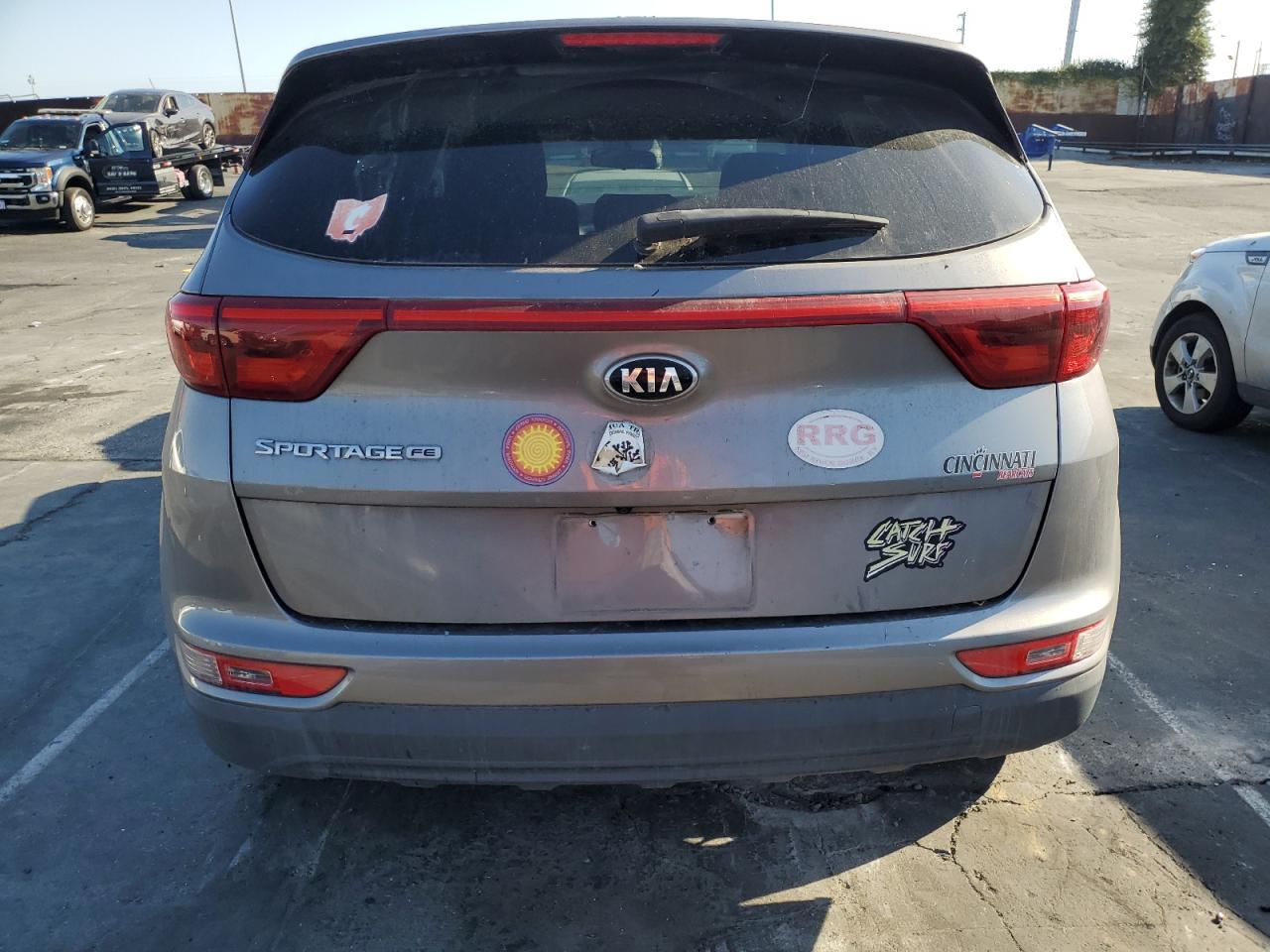 KNDPM3AC7J7329395 2018 Kia Sportage Lx