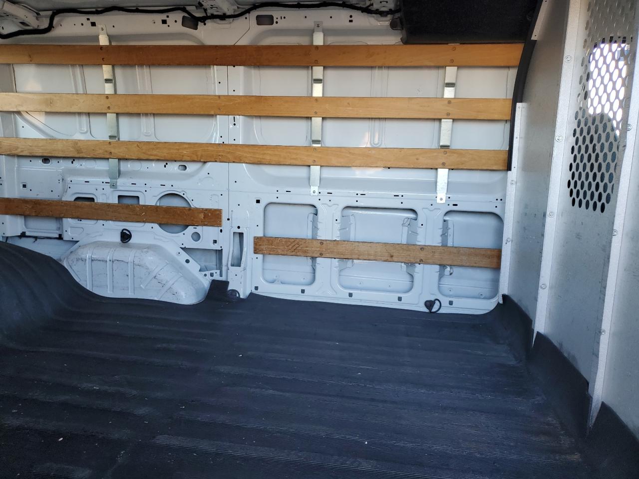 2016 Ford Transit T-250 VIN: 1FTYR1ZM1GKA23130 Lot: 76343194