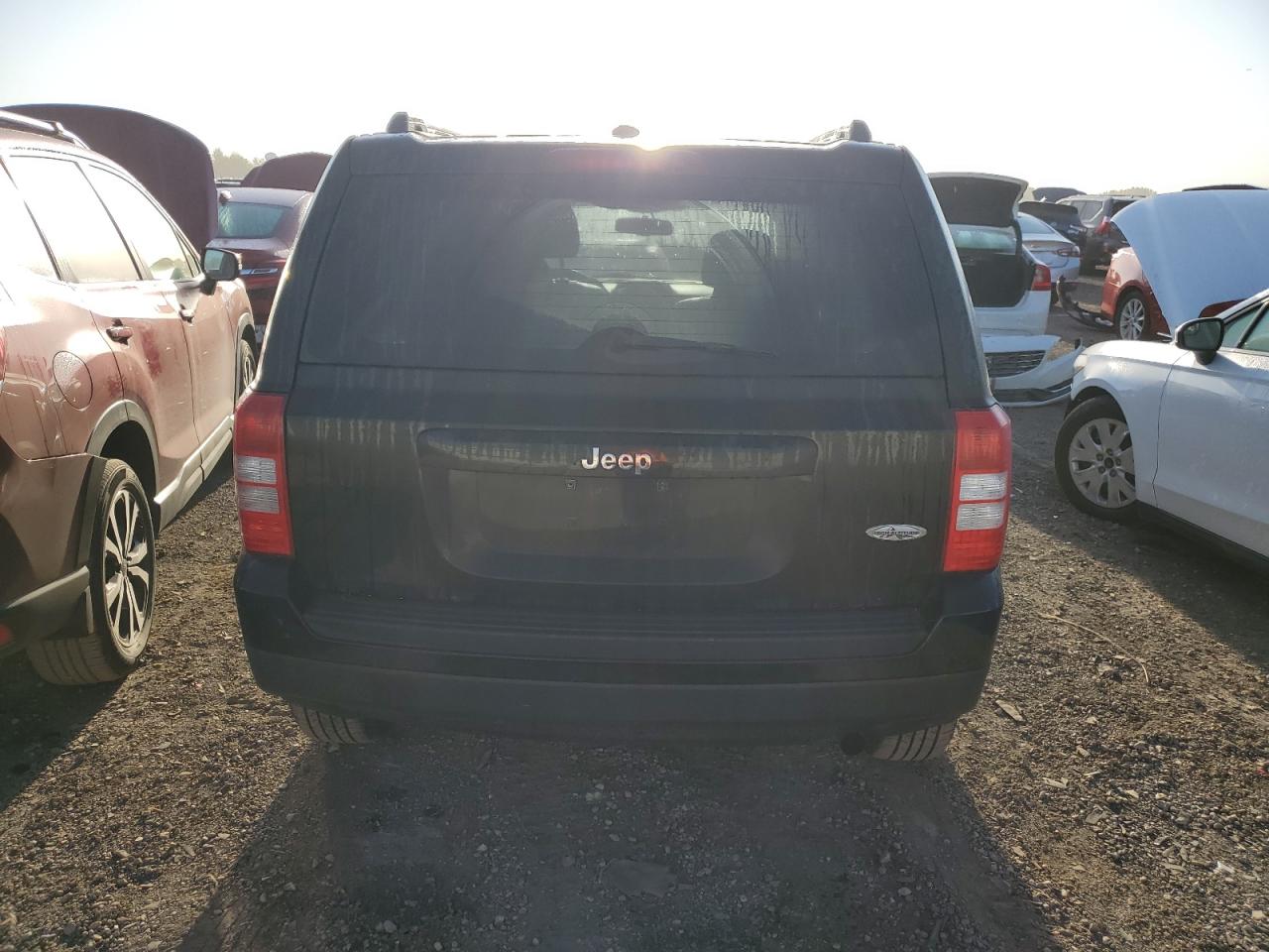 1C4NJPFA7FD171583 2015 Jeep Patriot Latitude