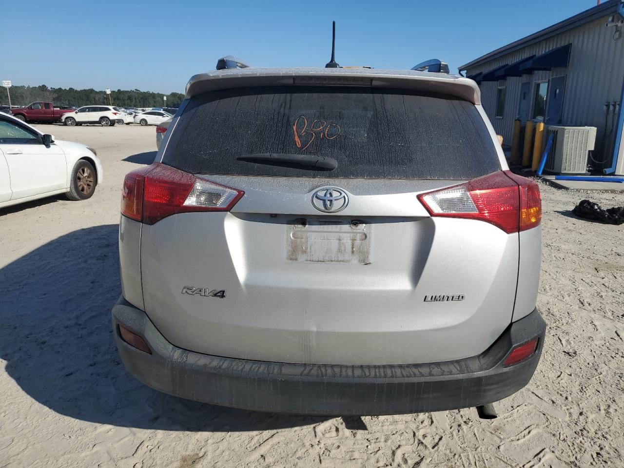 2T3YFREVXDW021840 2013 Toyota Rav4 Limited