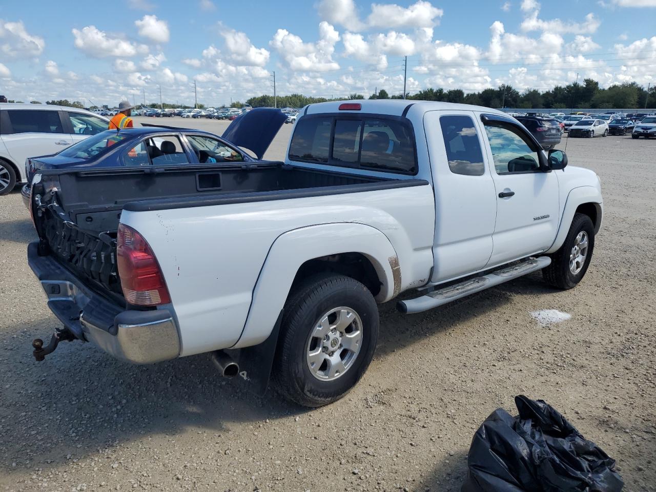 2006 Toyota Tacoma - Image 3